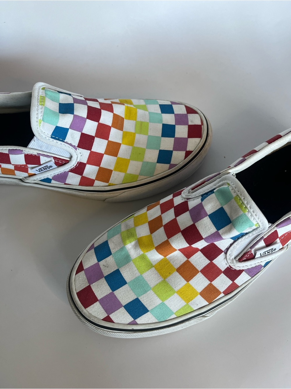 Vans Slip-On Rainbow Checkerboard Sneakers Women US 8/ Men US 6.5